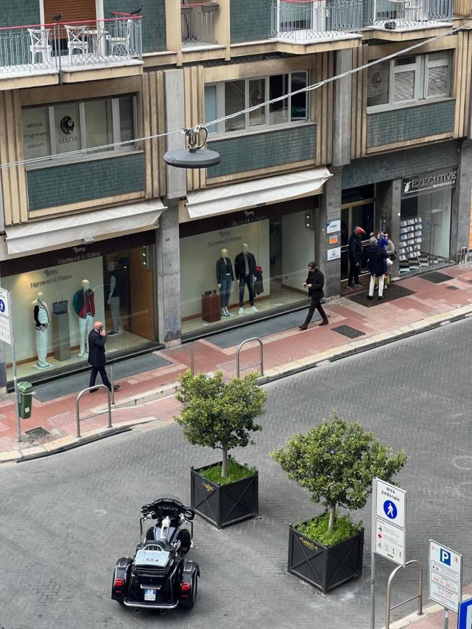Luxuryflat 42 Apartman Bari Kültér fotó